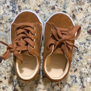 JANIE AND JACK SNEAKERS